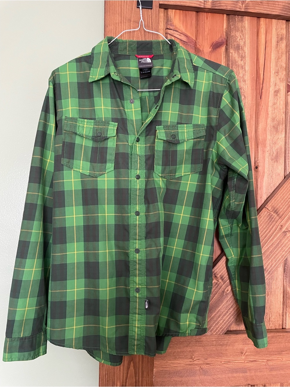The North Face Green Plaid Long-Sleeve Button-Down Shirt